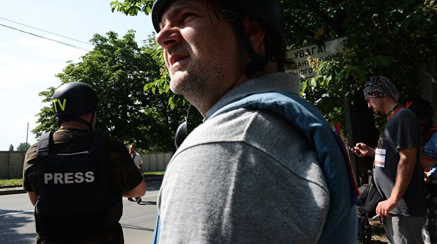 НСЖУ заготовил бронежилеты для шести журналистов НСЖУ заготовил бронежилеты для шести журналистов