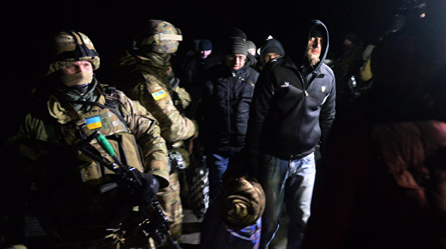 Власти ДНР освободили украинского военного по просьбе Патриарха Кирилла Власти ДНР освободили украинского военного по просьбе Патриарха Кирилла