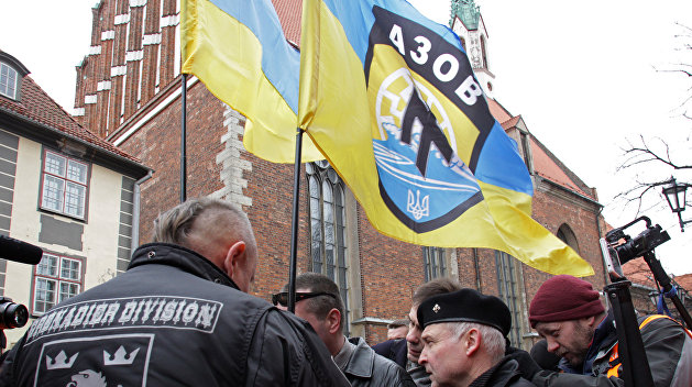 Следственный комитет РФ предъявил обвинения неонацисту из полка «Азов»