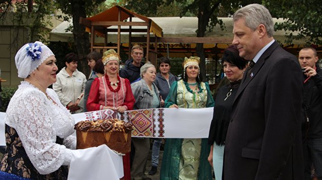 Премьер ЛНР: Правительство работает в штатном режиме Премьер ЛНР: Правительство работает в штатном режиме