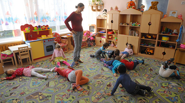 Киевлян попросили по возможности не приводить детей в детские сады