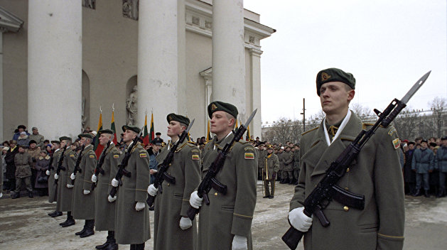 Бабурин сказал, что будет, если Польша или Литва отправят войска в Белоруссию