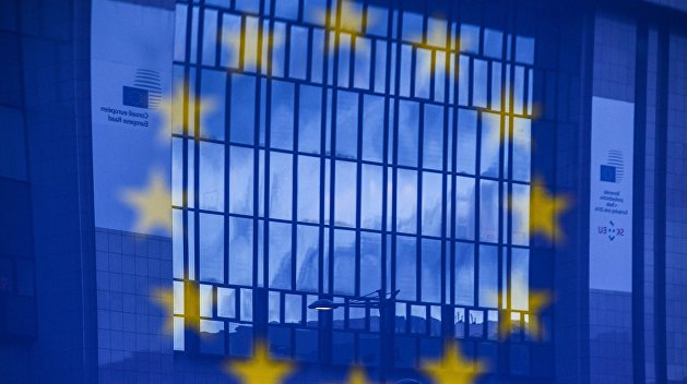К санкциям против граждан Украины и РФ присоединились четыре страны К санкциям против граждан Украины и РФ присоединились четыре страны