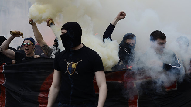 Право на погромы: Ты недостаточно белый для них Право на погромы: Ты недостаточно белый для них