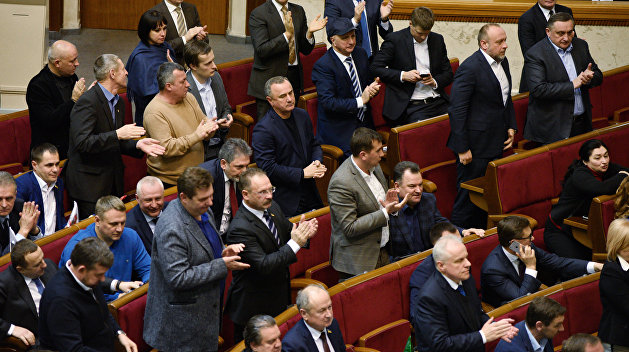 Эксперт: Парламент принял ксерокопию прошлогоднего бюджета Эксперт: Парламент принял ксерокопию прошлогоднего бюджета