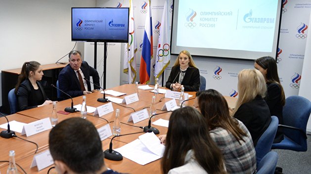 Российские олимпийцы согласились выступать под нейтральным флагом Российские олимпийцы согласились выступать под нейтральным флагом