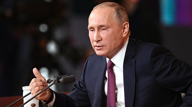 Путин: Саакашвили плюнул в лицо украинскому и грузинскому народу Путин: Саакашвили плюнул в лицо украинскому и грузинскому народу