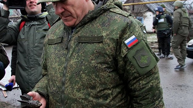 Россия предупредила о намерении отозвать своих офицеров из Совместного центра контроля и координации Россия предупредила о намерении отозвать своих офицеров из Совместного центра контроля и координации