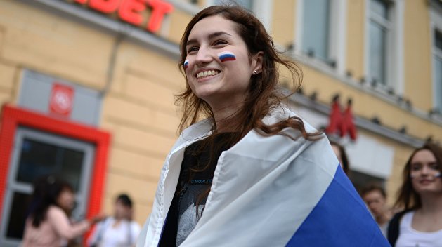 Россияне рассказали о своем отношении к Западу, Японии и Украине Россияне рассказали о своем отношении к Западу, Японии и Украине