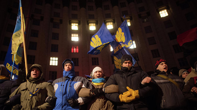 Европа поднимается на борьбу с украинским национал-фашизмом Европа поднимается на борьбу с украинским национал-фашизмом