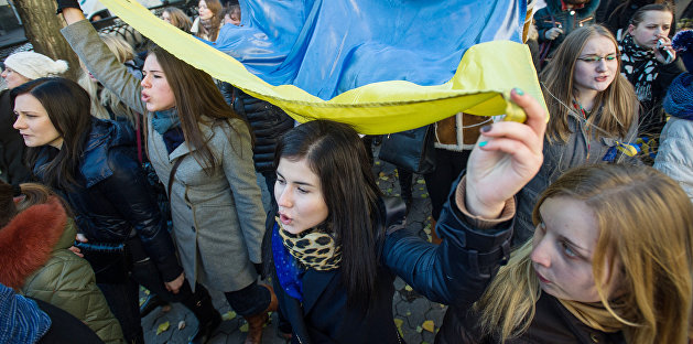 Майдан не поддержат. Что еще социологи узнали о молодежи Украины
