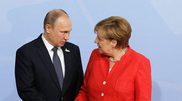 Меркель хочет встретиться с Путиным, чтобы обсудить Украину Меркель хочет встретиться с Путиным, чтобы обсудить Украину