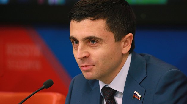 Бальбек: проходящие у Крымского моста суда ВМС Украины нужно держать на прицеле Бальбек: проходящие у Крымского моста суда ВМС Украины нужно держать на прицеле