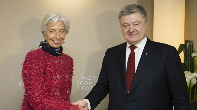 Стало известно, о чём Порошенко расскажет Лагард в Давосе Стало известно, о чём Порошенко расскажет Лагард в Давосе