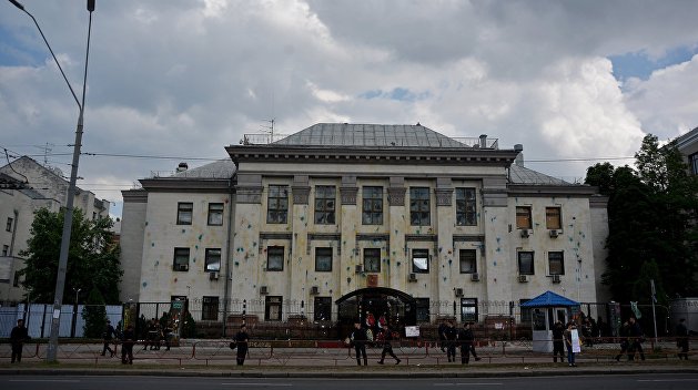 На Украине будут голосовать за президента России На Украине будут голосовать за президента России