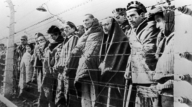 Украинская журналистка: Нам надо было сдаться Гитлеру - жили бы сейчас в Германии Украинская журналистка: Нам надо было сдаться Гитлеру - жили бы сейчас в Германии