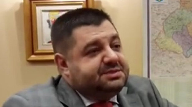 Политическое дезертирство. «Куратор» Порошенко вышел из состава его партии Политическое дезертирство. «Куратор» Порошенко вышел из состава его партии