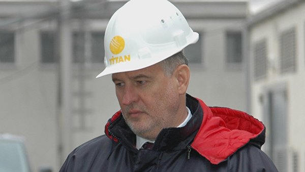 Экстрадиции не будет: украинский олигарх Фирташ достал скелет из шкафа Экстрадиции не будет: украинский олигарх Фирташ достал скелет из шкафа