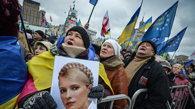 Решмедилова: Тимошенко ищет тех, кто мог бы в ее поддержку сняться с выборов Решмедилова: Тимошенко ищет тех, кто мог бы в ее поддержку сняться с выборов