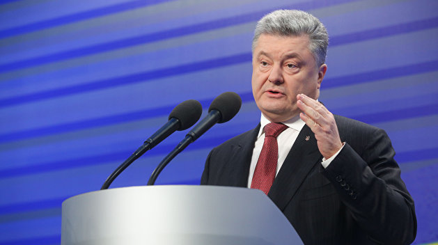 Шарий высмеял амнезию Порошенко об энергетической независимости Украины
