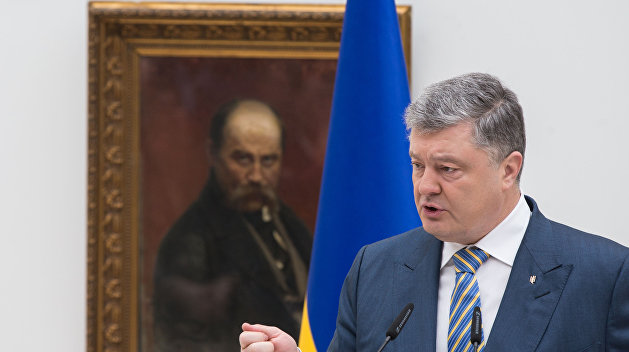 Порошенко: Украина начала взимать долги «Газпрома» принудительно Порошенко: Украина начала взимать долги «Газпрома» принудительно
