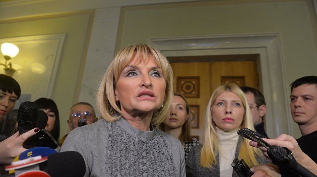 Ирина Луценко: Порошенко требует вернуть статью о незаконном обогащении Ирина Луценко: Порошенко требует вернуть статью о незаконном обогащении