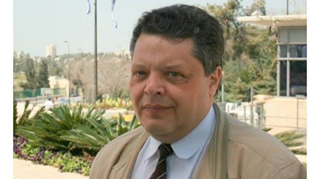 Дмитрий Губин: СБУ подбросило мне карту, учебник по военной топографии, офицерскую линейку и что-то похожее на грязный пластилин Дмитрий Губин: СБУ подбросило мне карту, учебник по военной топографии, офицерскую линейку и что-то похожее на грязный пластилин