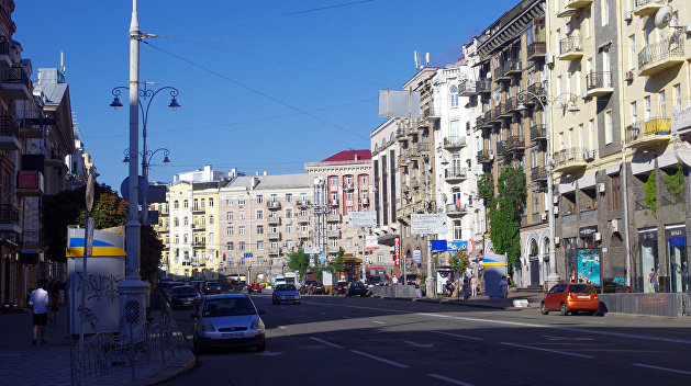 Киевляне отстояли Льва Толстого Киевляне отстояли Льва Толстого