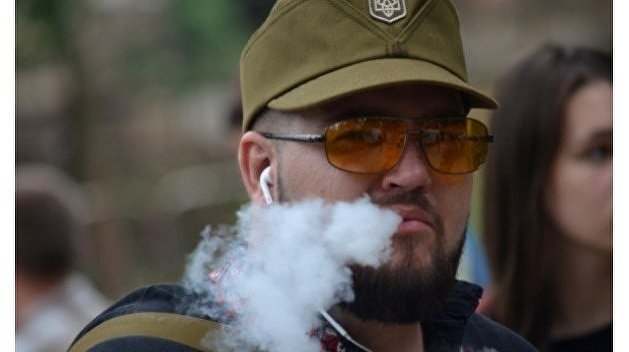 Брата украинского пранкера Вольнова задержали за детскую порнографию Брата украинского пранкера Вольнова задержали за детскую порнографию
