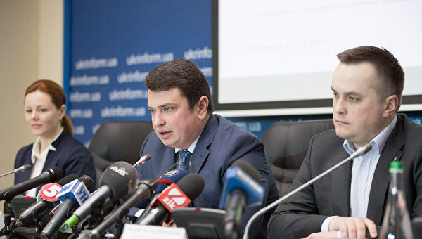 Изощрения Порошенко: антикоррупционеры борются не против коррупции, а друг с другом Изощрения Порошенко: антикоррупционеры борются не против коррупции, а друг с другом