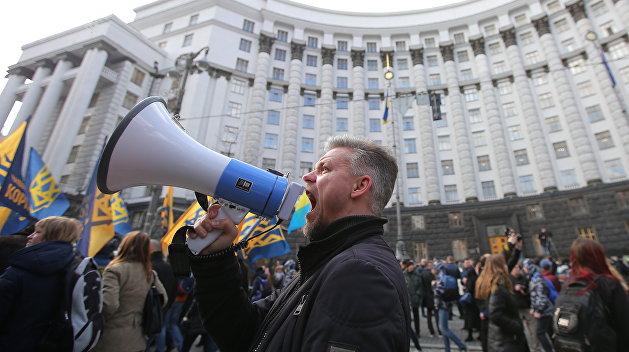 Эксперты: сможет ли Украина пропагандой вернуть Донбасс