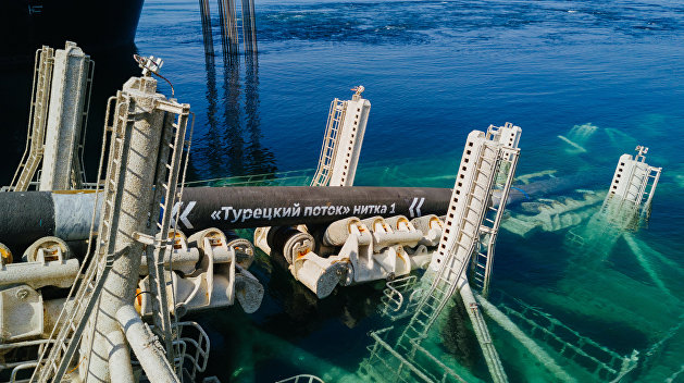 У побережья Турции завершили строительство первой нитки «Турецкого потока» У побережья Турции завершили строительство первой нитки «Турецкого потока»