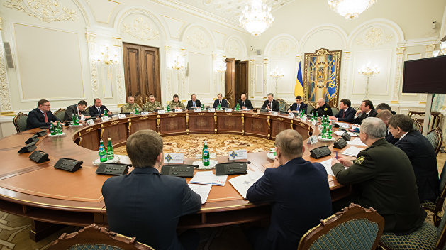 Украина.ру предсказала введение военного положения на Украине Украина.ру предсказала введение военного положения на Украине