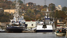 Украина арестовала 32 судна за заходы в порты Крыма