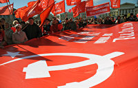 Житомир встал под красные знамена на День Победы — видеорепортаж