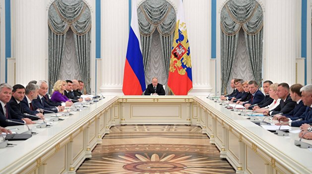 Владимир Путин рассказал о целях и задачах нового правительства Владимир Путин рассказал о целях и задачах нового правительства