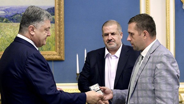 Рыба, беспредел и «женщина с косой»: Почему Украина теряет контроль над пограничьем Крыма Рыба, беспредел и «женщина с косой»: Почему Украина теряет контроль над пограничьем Крыма