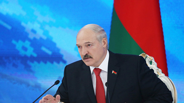 Эксперт сравнил поведение Лукашенко и Януковича в условиях акций протестов Эксперт сравнил поведение Лукашенко и Януковича в условиях акций протестов