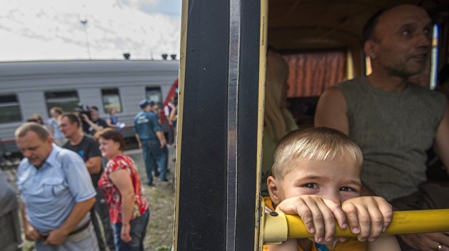 Ни там ни тут: Как украинские беженцы пытаются получить российское гражданство - РИА Новости