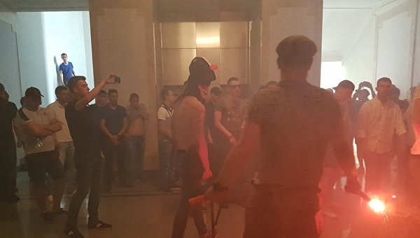 Предпродажная подготовка: Нацисты и радикалы Украины в поисках покровителей Предпродажная подготовка: Нацисты и радикалы Украины в поисках покровителей
