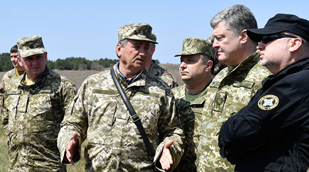 Сценаристы войны: Украинский Генштаб готовится к обострению ситуации Сценаристы войны: Украинский Генштаб готовится к обострению ситуации