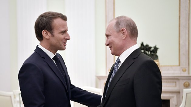 Французские СМИ не могут знать содержание беседы Путина и Макрона — Песков