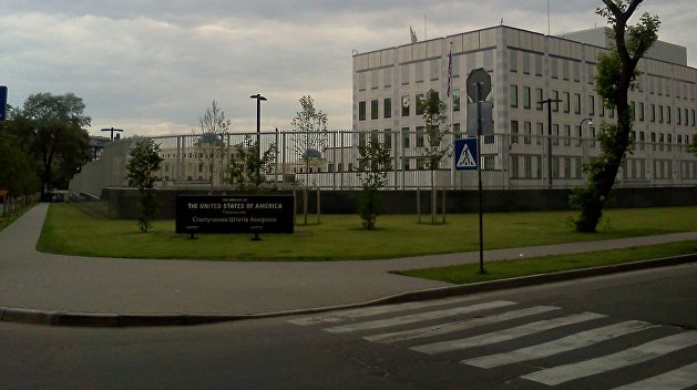 Посольство США на Украине поддержало свободу вероисповедания в стране без вмешательства властей Посольство США на Украине поддержало свободу вероисповедания в стране без вмешательства властей