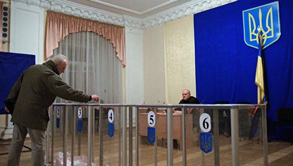 Будущие выборы на Украине выиграют те, у кого есть карманные армии Будущие выборы на Украине выиграют те, у кого есть карманные армии