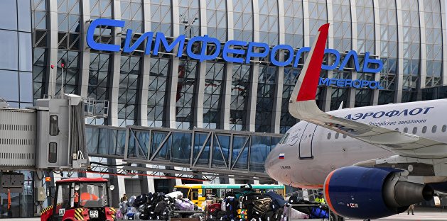 Киев обратился в Интерпол с запросом о розыске самолетов РФ, летавших в Крым