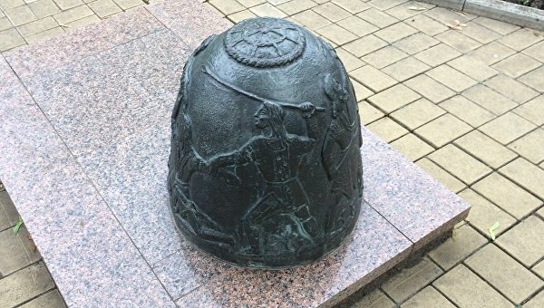 Гулящие бабы золотых скифов: К юбилею выдающегося археологического открытия в Донбассе Гулящие бабы золотых скифов: К юбилею выдающегося археологического открытия в Донбассе