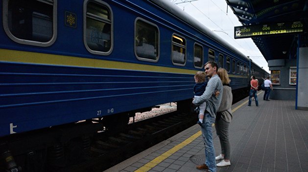 Власти пообещали за месяц очистить Центральный ж/д вокзал в Киеве от криминала
