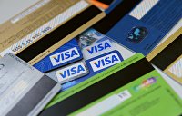 В Крыму прекратили выпуск карт Visa и MasterCard