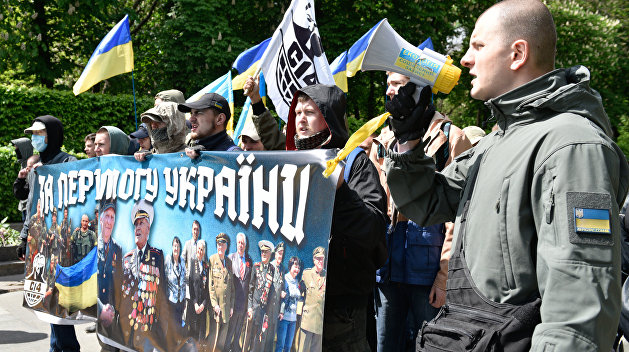 Неонацисты из С14 провели «акцию устрашения» УПЦ в Житомире