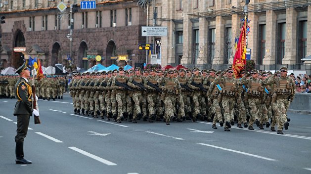 Шаг Сечевых стрельцов: Украина будет маршировать по-своему Шаг Сечевых стрельцов: Украина будет маршировать по-своему
